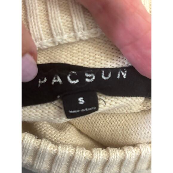 Pacsun Painting crewneck sweater, small, artsy, butterfly, cozy, soft grunge - Picture 5 of 6